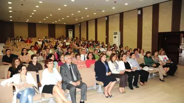 Aydın'da 'Yasalar Beni Koruyor Mu' Paneli