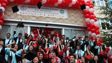 Beyşehir'de Mezuniyet Coşkusu