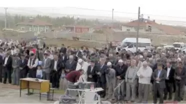 Develi'de Çiftçiler Yağmur Duasına Çıktı