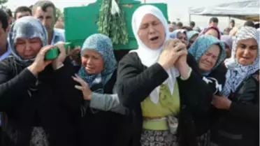 Kavdır'ın Cenazesini Kadınlar Taşıdı