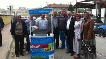AK Parti Kaynarca Gençlik Kolları Üye Çalışmasına Devam Ediyor