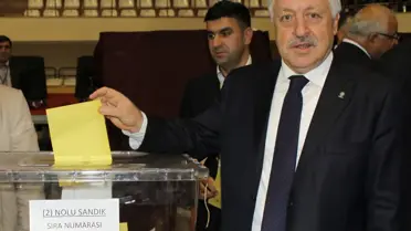 Başkan Uzer, Güven Tazeledi
