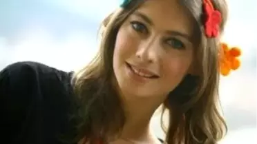 Tuba Aşkını Evde Bırakmış