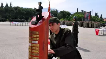 3'ü Kadın 148 Engelli, 1 Günlüğüne Asker Oldu