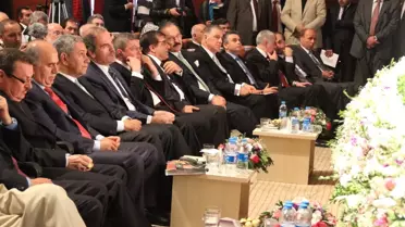 Arınç, Uluslararası Emir Abdulkadir El-Cezairi Sempozyumu'na Katıldı