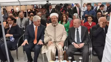 Engelliler İçin Restore Edilen Caminin Açılışını Diyanet İşleri Başkanı Yaptı
