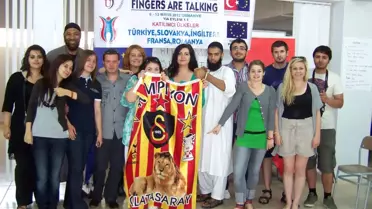 'İşaret Dili' ile Sınırları Aştılar