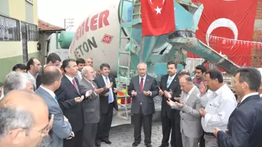 Kırkağaç'ta Okuma Salonu Temeli Atıldı