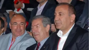 CHP'de Gergin Kongre