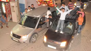 Cizre Sokaklarında Galatasaray'ın Şampiyonluk Sevinci