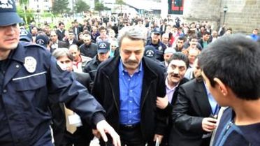 'Filmi Gerdek Gecesine Kurban Ettiler'