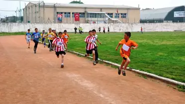 Düzce'de Gençlik Koşuşu Yapıldı