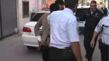 Polis Şüphelileri Kovalarken Havaya Ateş Açtı, 1 Kişi Yaralandı