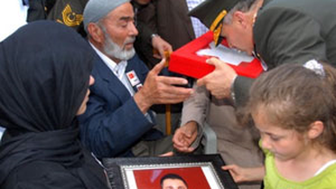 Şehit Binbaşı Erhan Dikmen Son Yolculuğuna Uğurlandı