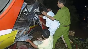 Vietnam'da Otobüs Kazası: 34 Ölü, 21 Yaralı