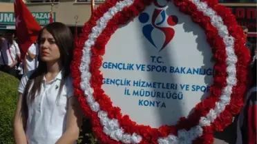 Chp, Valilikten Aldığı İzinle Çelenk Koyduı