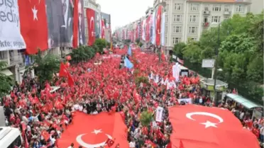 İstanbul'da Bayrağını Alan Şişli'ye Koştu