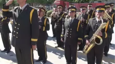 Konya'daki 19 Mayıs Törenlerinde Asker Yoktu Ama Bandosu Vardı