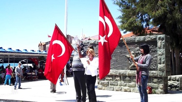 Ayvalık'ta Add ve İşçi Partisi'nden 19 Mayıs Yönetmeliği Tepkisi