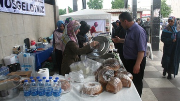 Sakaryalı Din Görevlilerinden Anlamlı Kermes