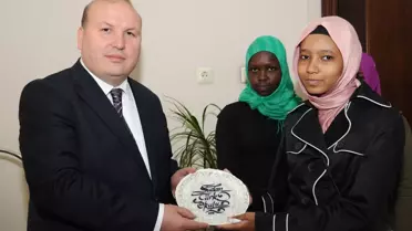 Sudanlı Öğrenciler Belediye Başkanvekili Karayaka'yı Ziyaret Etti