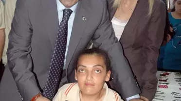 Mersin Emniyeti'nden Öğrencilere Kütüphane