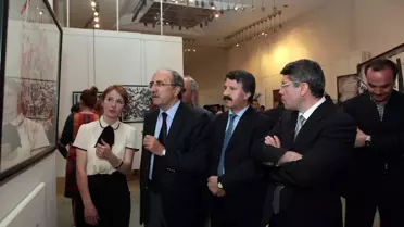 Yüksek Lisans Öğrencileri 75 Eserle Sergi Açtı