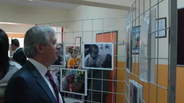 Öğrencilerden Anne ve Çocuk Sevgisi Konulu Fotoğraf Yarışması ve Sergisi