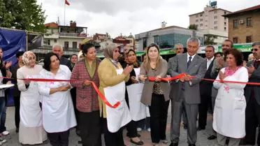 Isparta'da Üretici Kadınlar Pazarı Açıldı