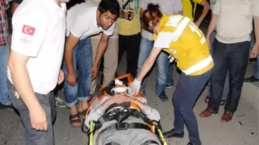 Motosiklet Otomobile Çarptı: 1 Yaralı