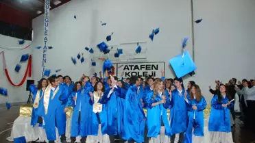 Atafen'de Mezuniyet Coşkusu