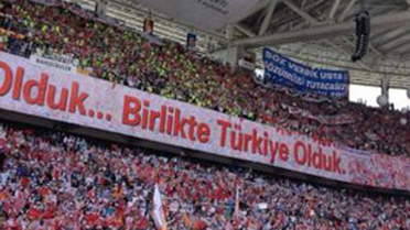 AK Parti'den TT Arena'da Dev Kongre