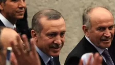 Erdoğan, Fatih Camii'ni Hizmete Açtı