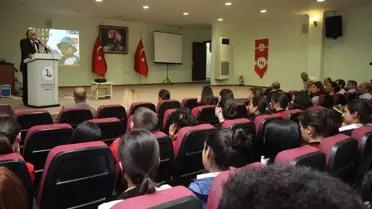 Başkan Karabağ Öğrencileriyle Bir Arada