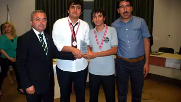 Liseler Arası Münazara Yarışmasının Finali Yapıldı
