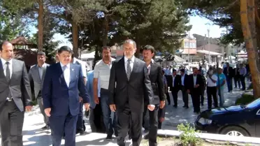 AK Parti Genel Başkan Yardımcısı Tanrıkulu, Erciş'te