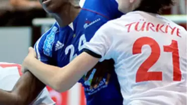 A Milliler Avrupa Şampiyonası'na Katılma Fırsatını Kaçırdı