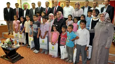 Adıyamanlılar Vakfı 500 Öğrenciyi Giydirdi