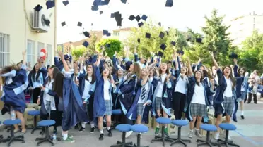 Gemlik Anadolu Lisesi'nde Mezuniyet Coşkusu