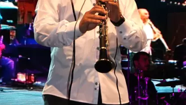 Bülent Altınbaş Memleketi Bandırma'da Konser Verdi