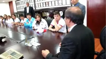 Kars Valisi'nde Öğrencilere Nasihat