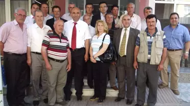 Ak Partililer, Yerel Yöneticilerle Bir Araya Geldi
