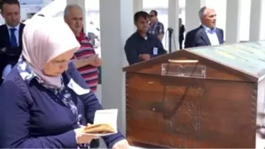 Şair Karakoç Son Yolculuğuna Uğurlandı