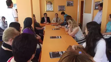 AK Parti'li Yemişçi: 'Biz Başbakanımıza Baktıkça Yoruluyoruz'