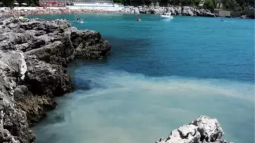 Plajda Kanalizasyon Kirliliği