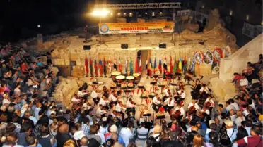 Antik Tiyatronun Sessizliğini Filarmoni Orkestrası Bozdu