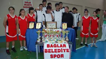 Bağlar Belediyesi Basketçilerine Kamp Daveti