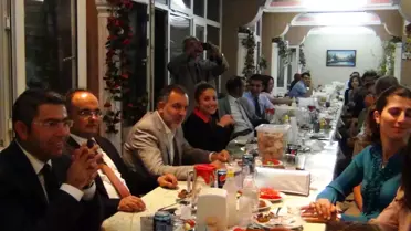 Erciş'te Tayini Çıkan Savcı ve Hakimlere Veda Yemeği