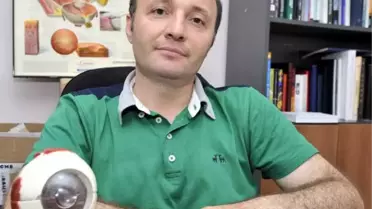 'Aşırı Güneş Işığı Katarakt Nedeni'