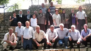 Yarım Asır Sonra Buluştular; Şimdi Öğretmenlerini Arıyorlar